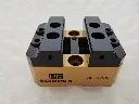 SC 75100 self-centering-vise.webp